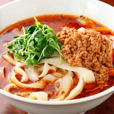 担担刀削麺