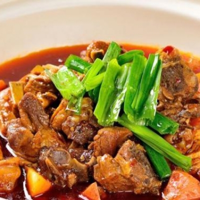 ラム肉の醤油煮込み